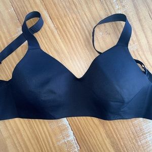 Black Lululemon Sports Bra